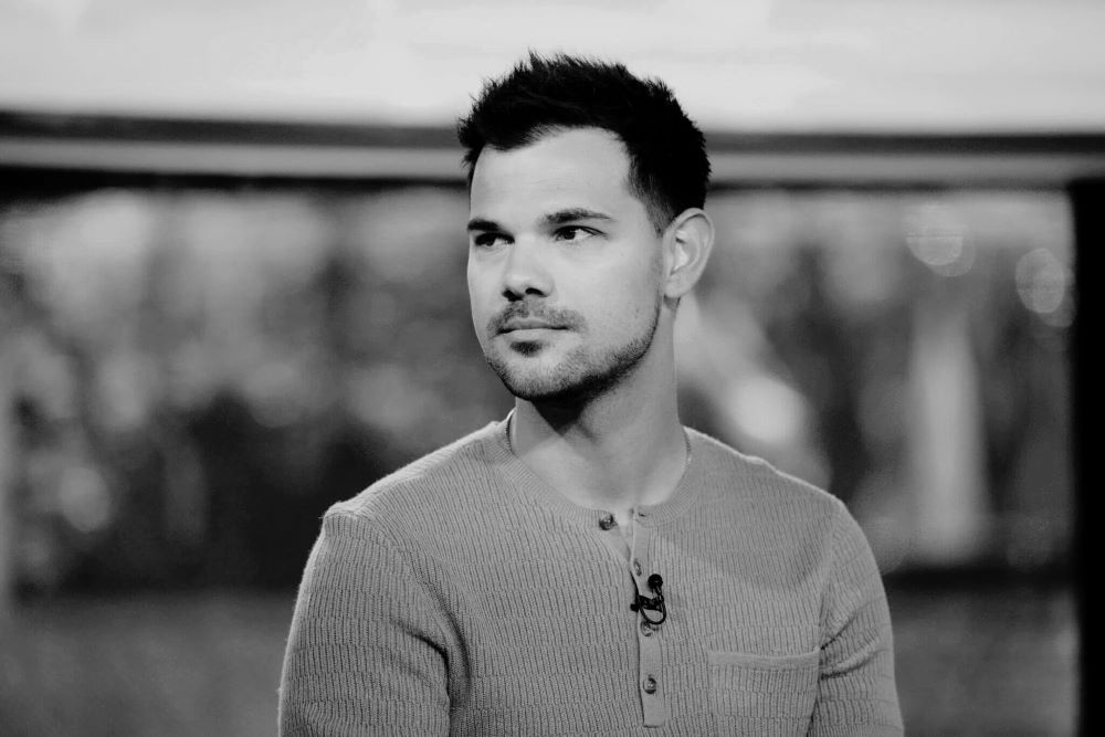 Deborah Lautner 